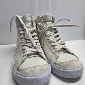 Nike Mid-Top Sneakers in Cream with Light Blue Accents